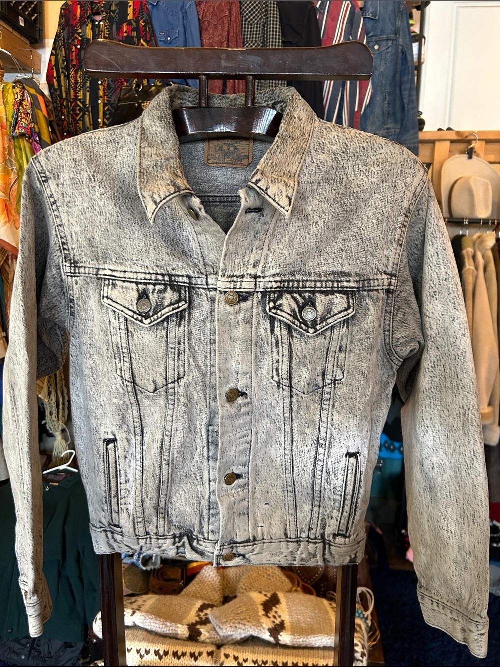 Vintage Washed Jean Jacket Cropped - Light Gray washed